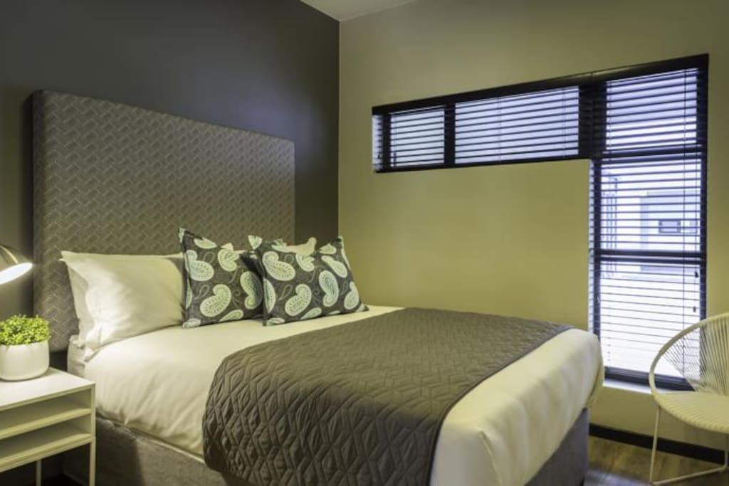 Bedroom2