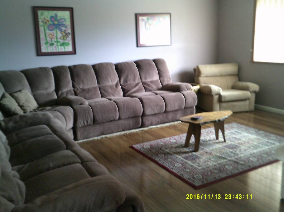 Loungeroom