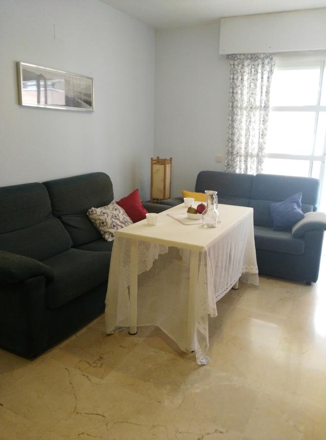 Top performing Airbnb: Central Donkey in El Fontanal María Auxiliadora Carretera De Carmona