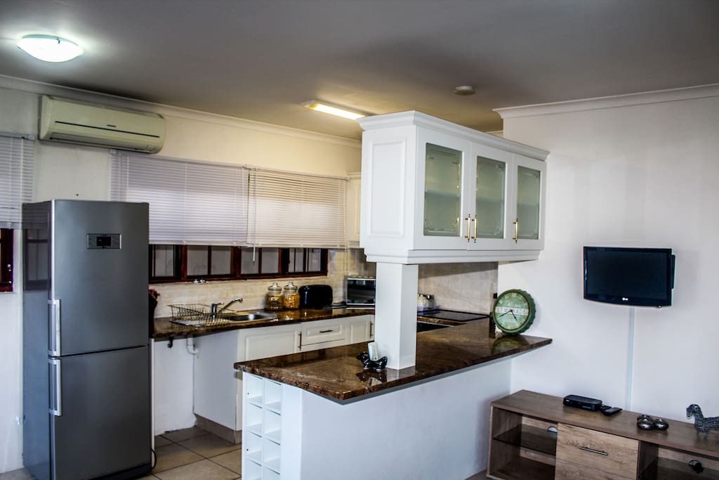 Kitchen/Communal Lounge