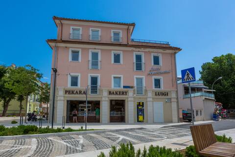 Luigi apartment 3 (sea view)