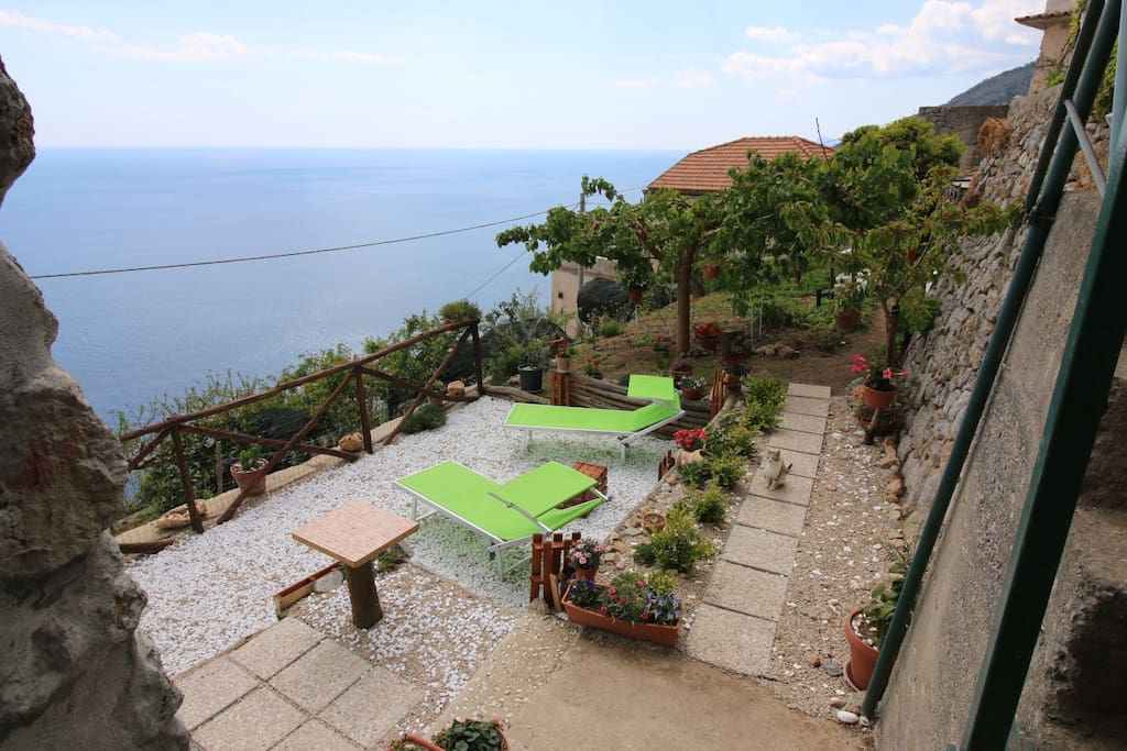 giardino vista mare