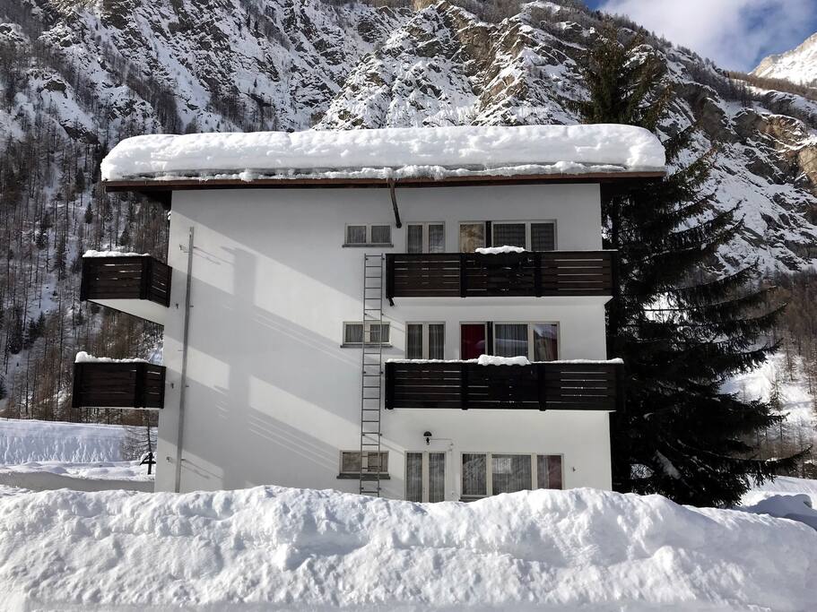 B&B Matterhorn Golf