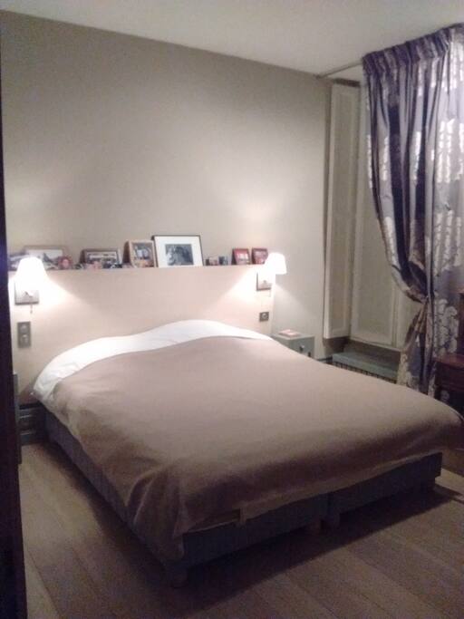 bedroom1