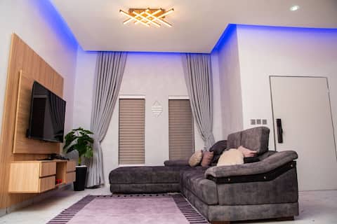 Pinewood Suite+ GYM+ Swimming Pool. Rhodabode Nile