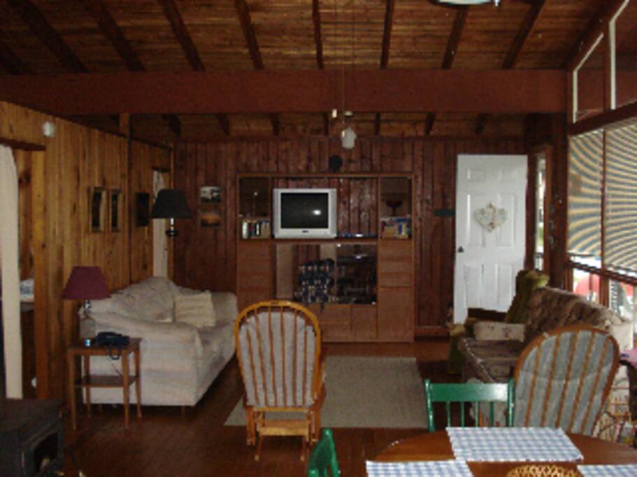 Living room with 2 pull out couches