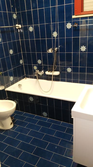 bagno con vasca