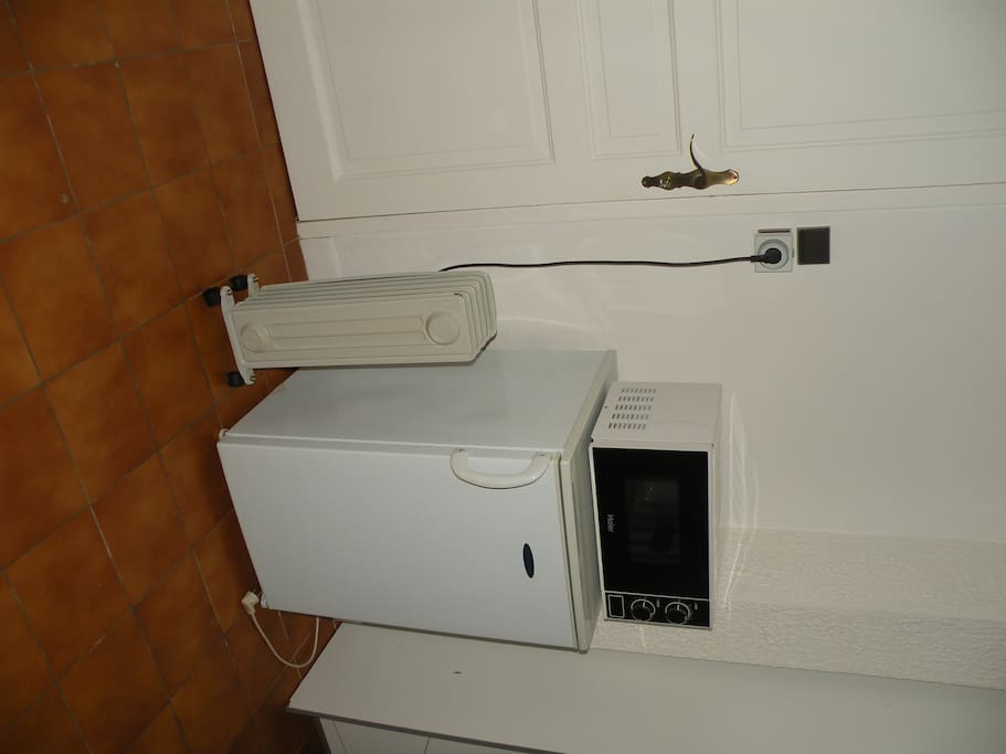 frigo et micro onde
