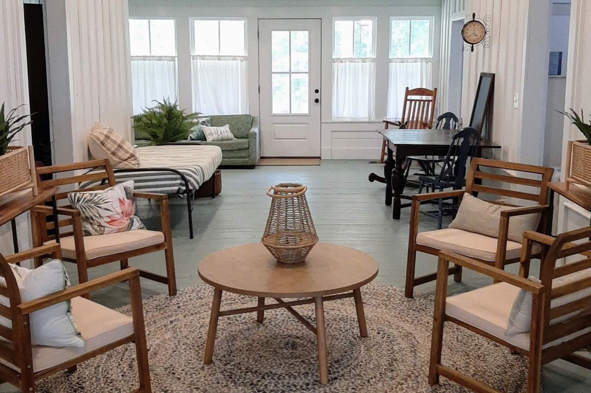 Historic 1851 Farmhouse Retreat