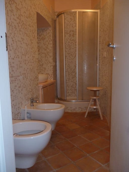 ...il suo bagno....
