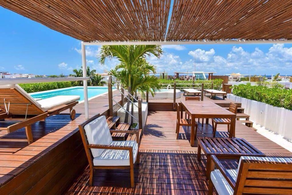 Condominium Roof terrace