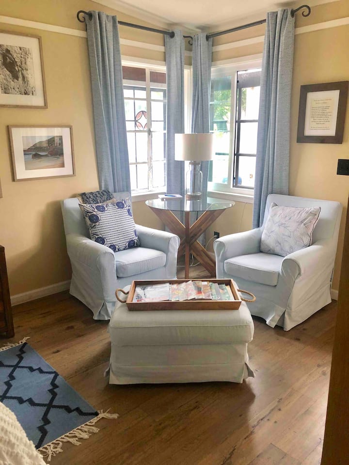 Pet-Friendly* Cottage Near Beach for 30+ day stays ...