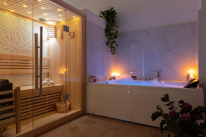 Experience Collection by ROMAC – Margana Palace gallery image 3