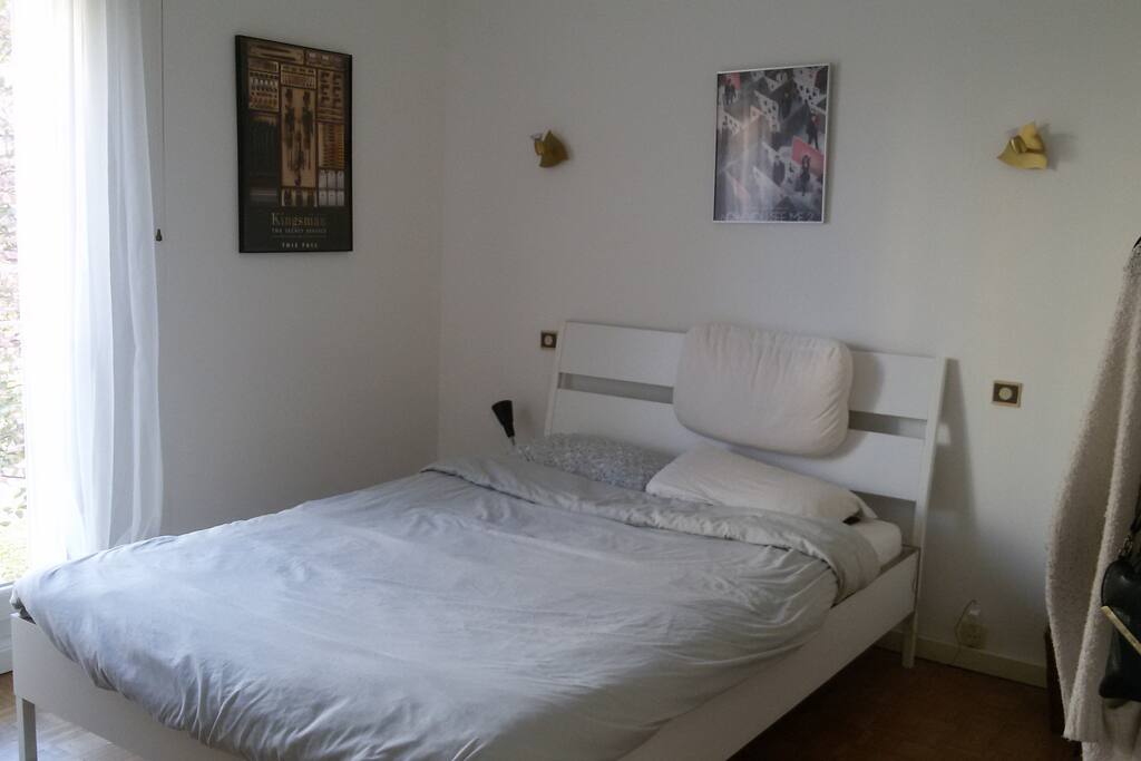 Master bedroom_1