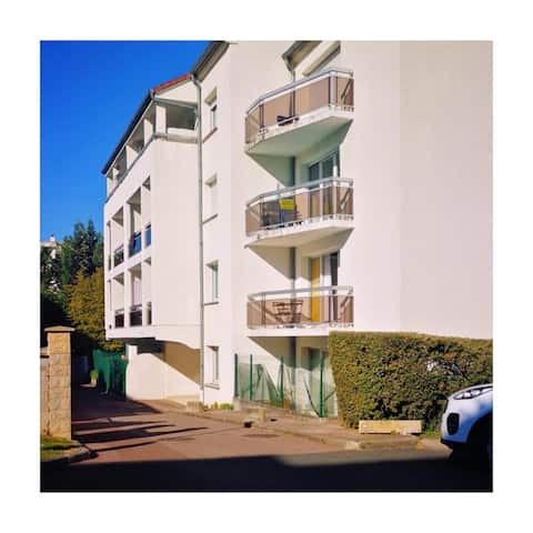 Studio refait à neuf entre Paris et Eurodisney