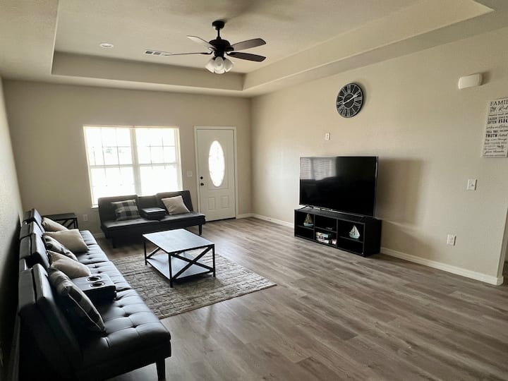 Spacious 4 Br Home In Durant,ok - Silo, OK