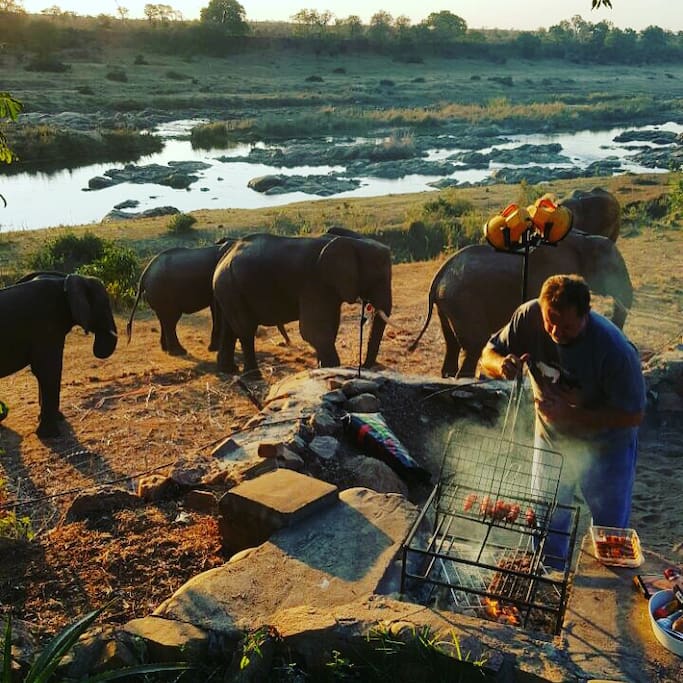 BBQ Area with Spectacular view Kruger Parks Crocodile River