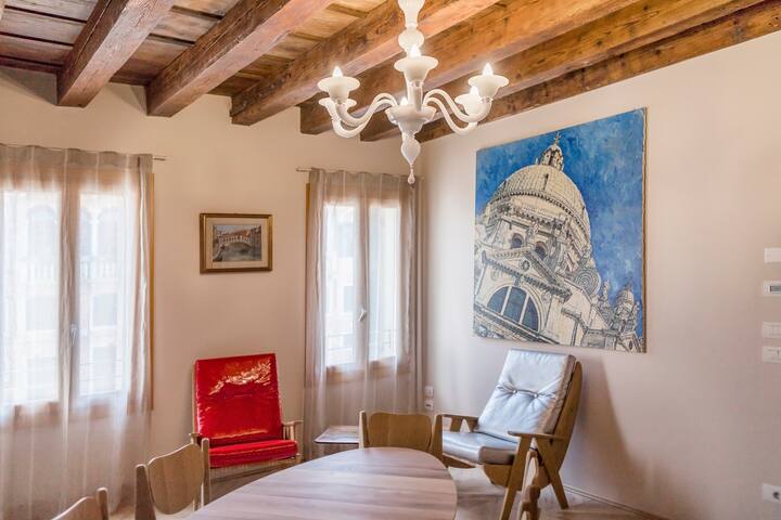 Élite Home stunning venetian gallery image 4