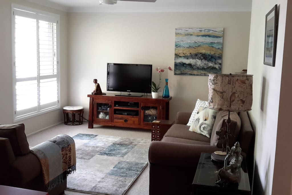 Guests own lounge area.
