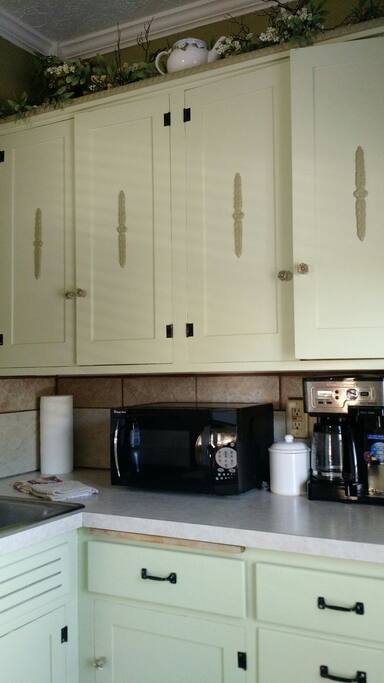 Microwave coffee pot blender popcorn popper toaster.