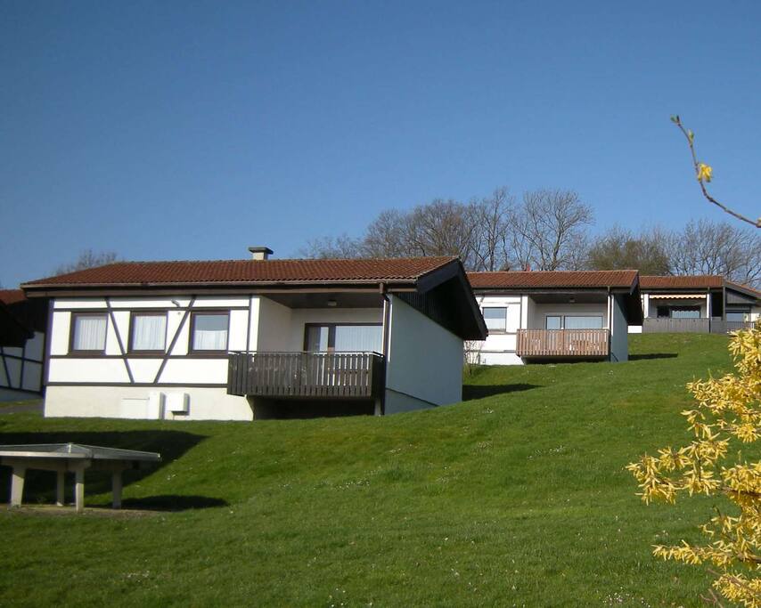 Bungalows der Ferienanlage RHÖN RESIDENCE