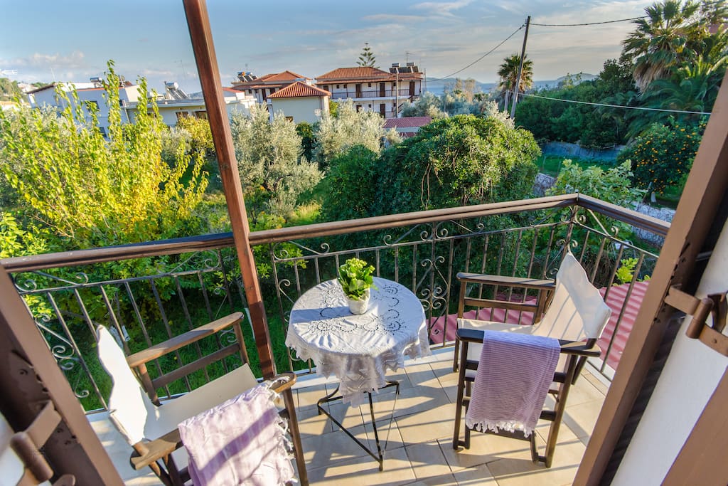 Double Studio with kitchen, bathroom and balcony.