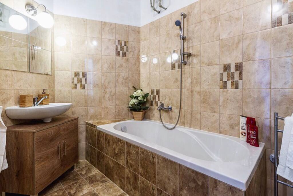 Bathroom with bathtub:-)