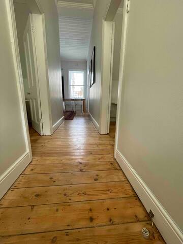 Modern, secure home in Obs gallery image 4