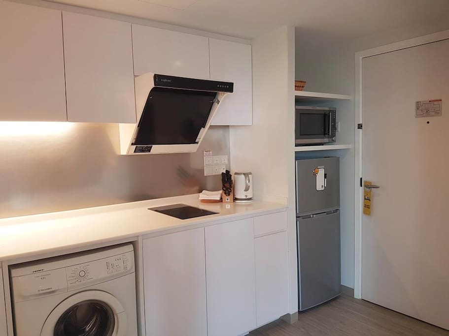 Fully-equipped Kitchenette