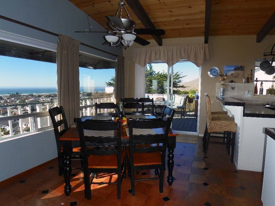 Dining room with views!