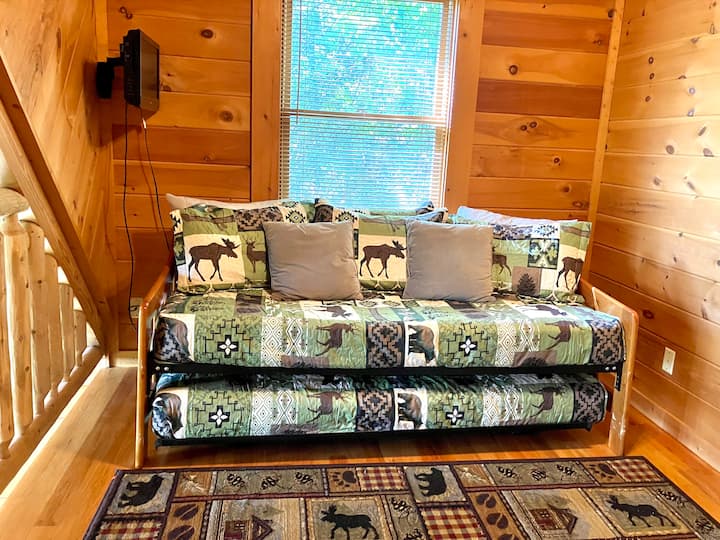 Loft with trindle bed. Offering 2 single beds. 