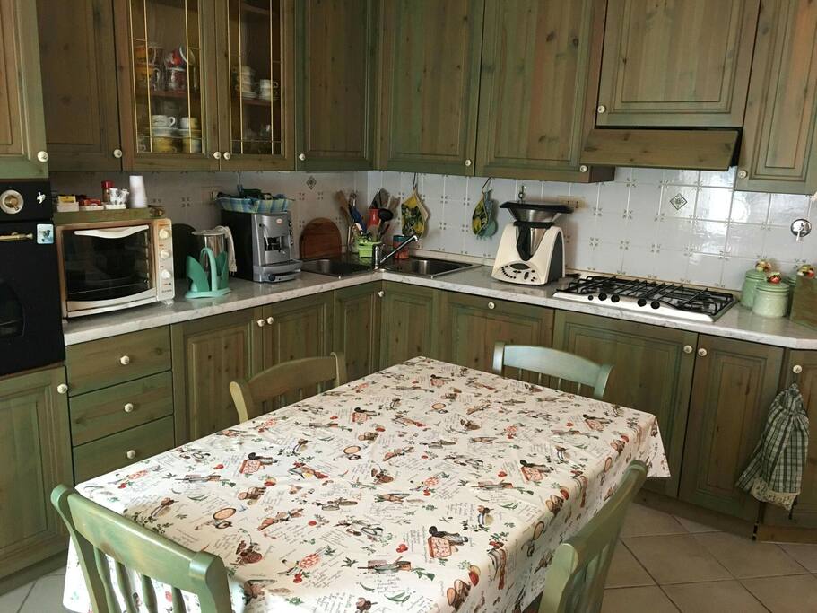 cucina attrezzata