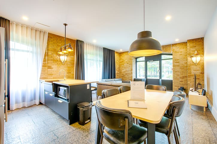 G101 – Lofts de la Gare – Par Les Lofts Vieux-QC