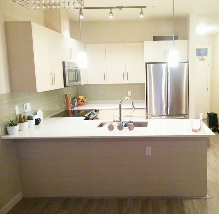 (common area)
kitchen