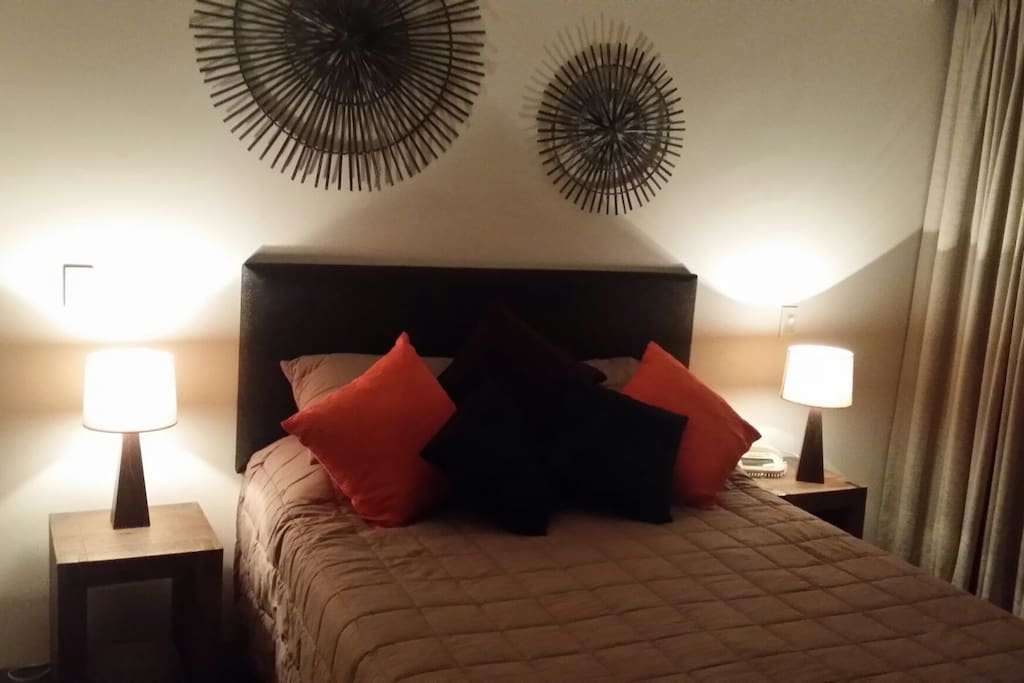 2nd bedroom with bathroom /TV