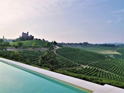 Villa Marenca, scenic views of Barolo
