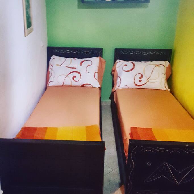 room for 2