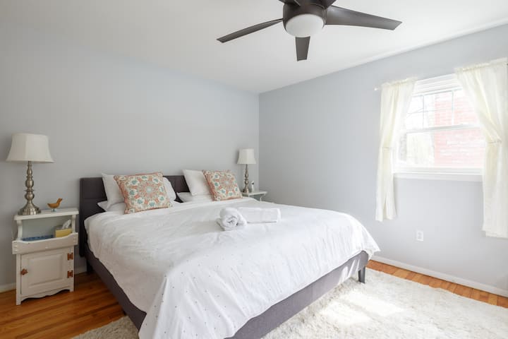 საძინებელი 1