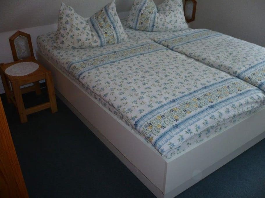 Schlafzimmer Wohnung Gunnar