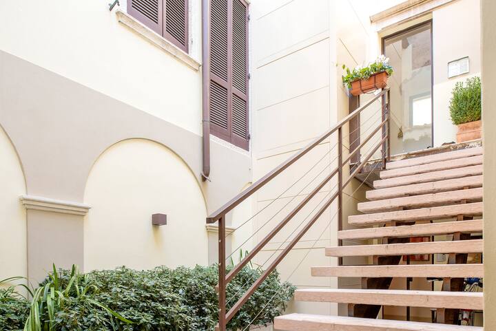 Luxury Apartment In Historical Building Apartments For Rent In Bardolino Veneto Italy