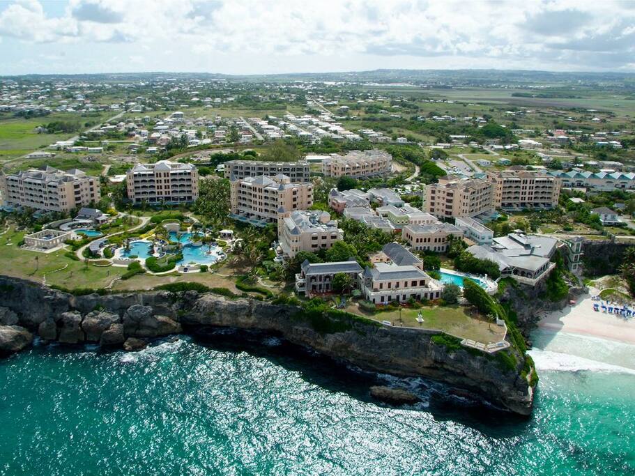 Crane Resort, panoramic view