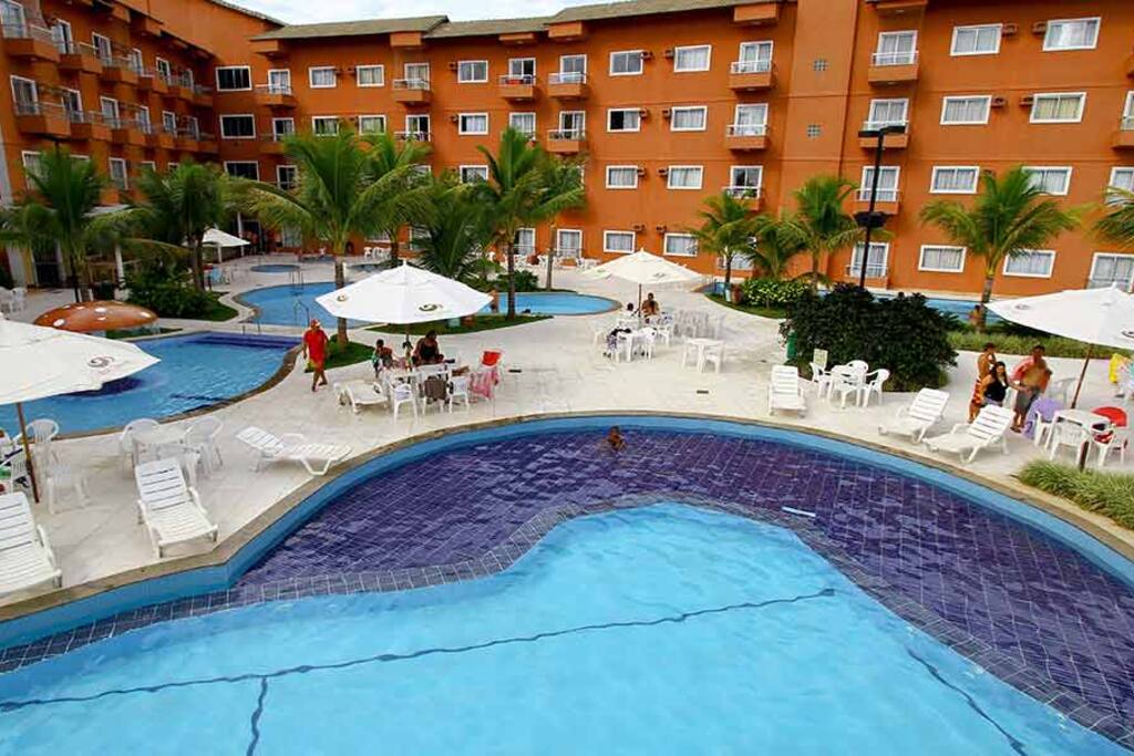 PISCINAS