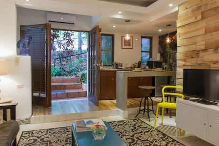 Casa Valencia Suite 5 A/C Pool Wi-Fi