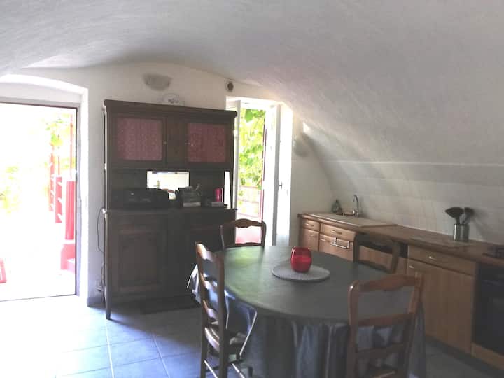 Typique Maison De Village à 15' De Calvi - Haute-Corse