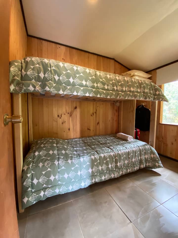 Kitanda cha ghorofa ya chumba cha kulala