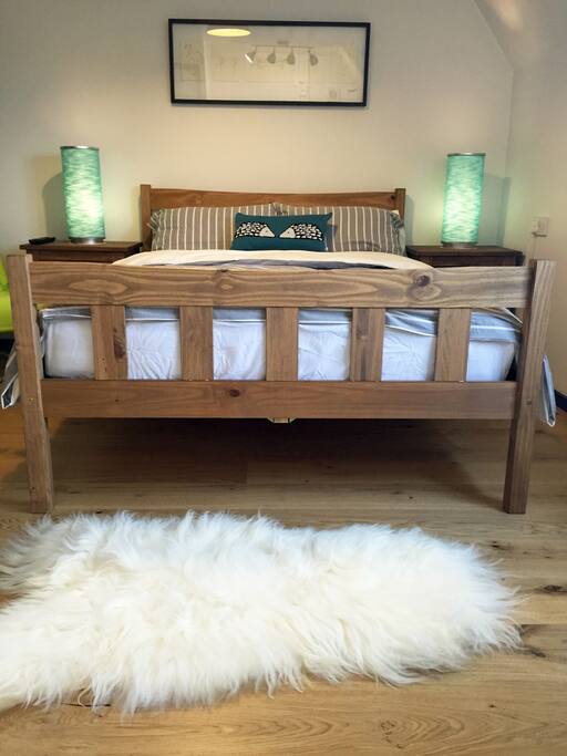 Comfortable double bed