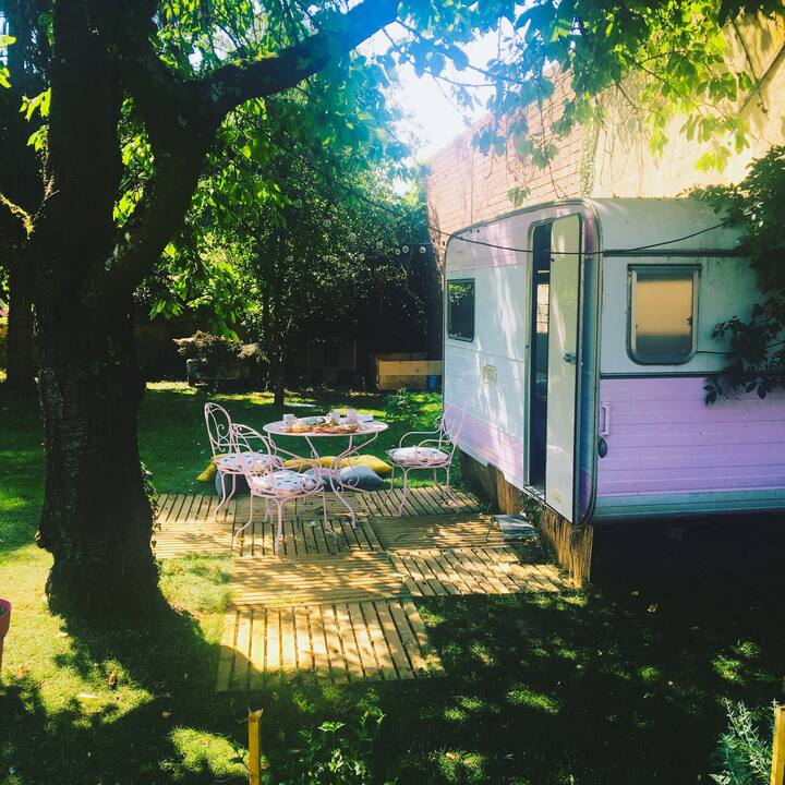 Caravane Vintage Dame Ginette Campers Rvs For Rent In Aix En Othe Grand Est France Caravane Vintage Dame Ginette Campers Rvs For Rent In Aix En Othe Grand Est France