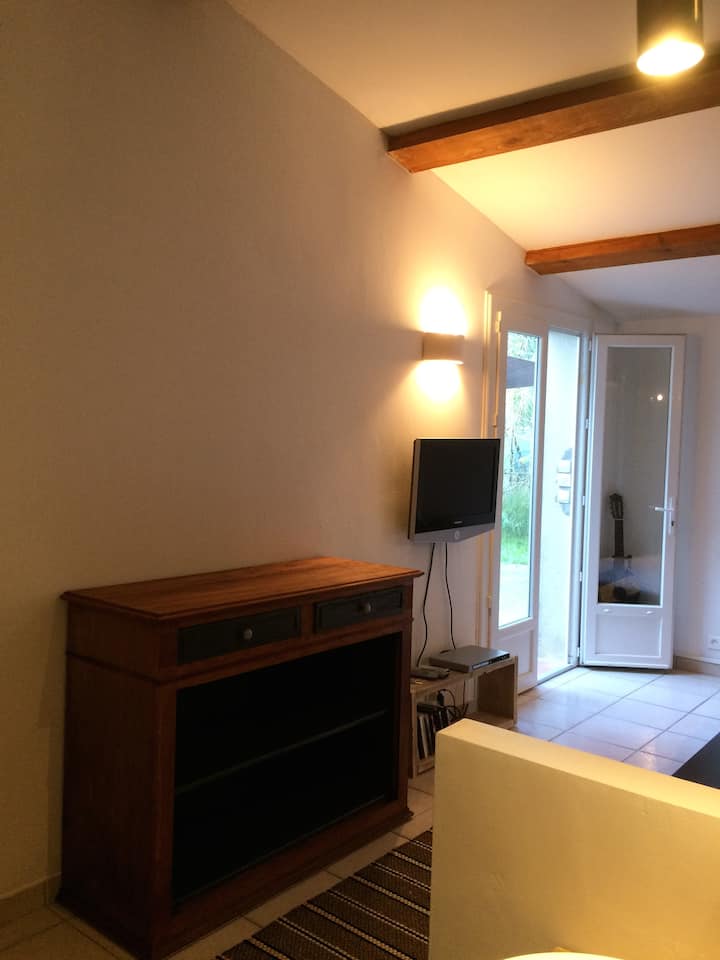 მისაღები ოთახი