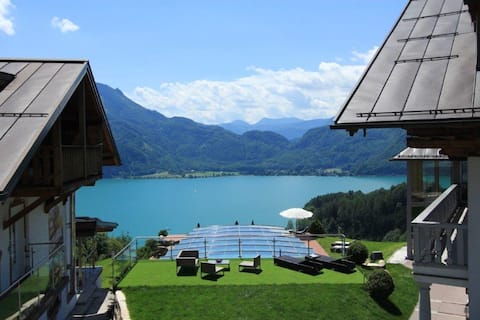 Chalet with Lakeview