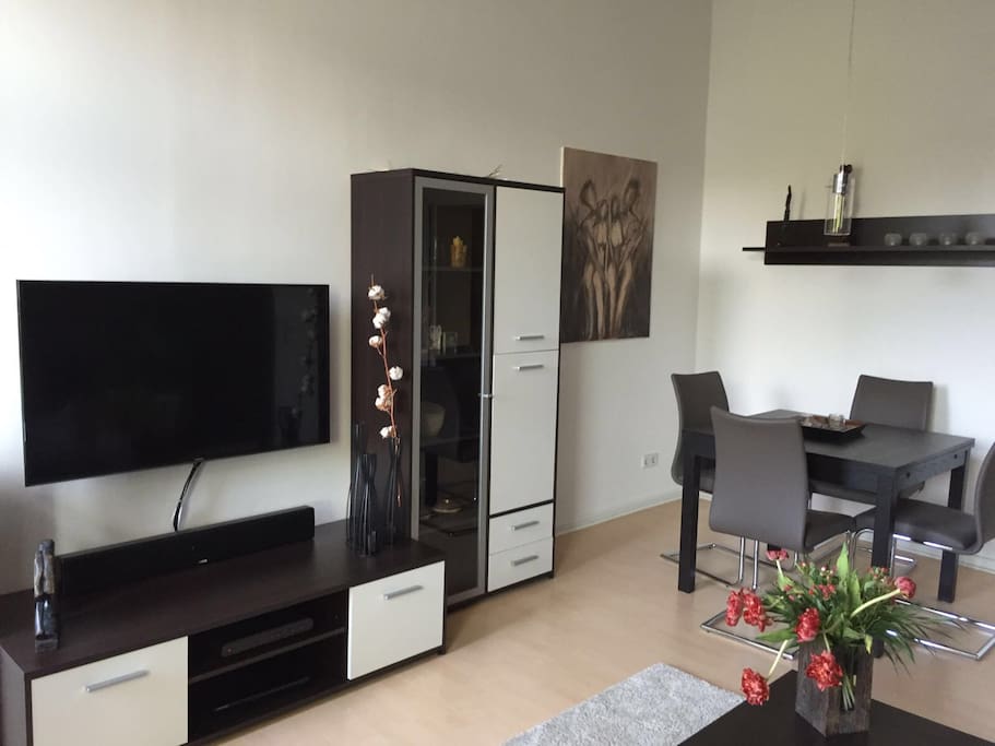 Wohnzimmer mit Smart-TV